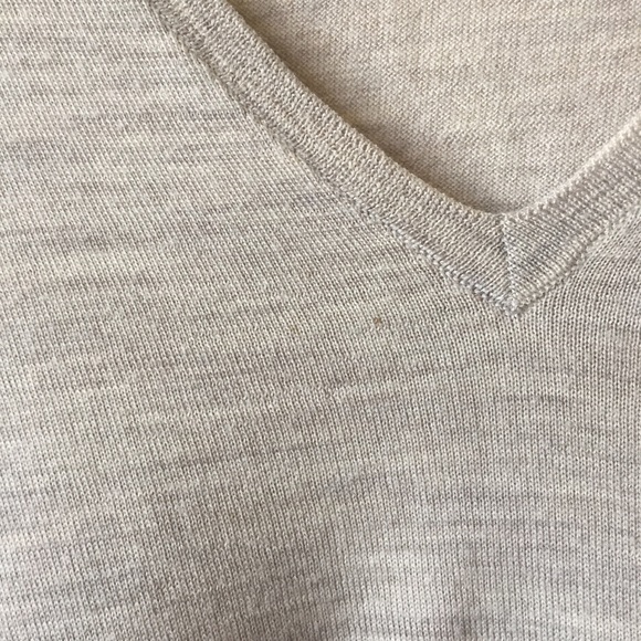 Gorgeous Theory Beige Wool Long Sleeve! - Picture 6 of 8